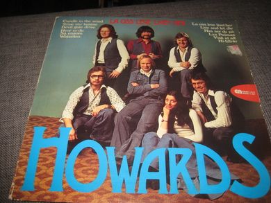 HOWARDS: LA OSS LEVE LIVET HER 1974