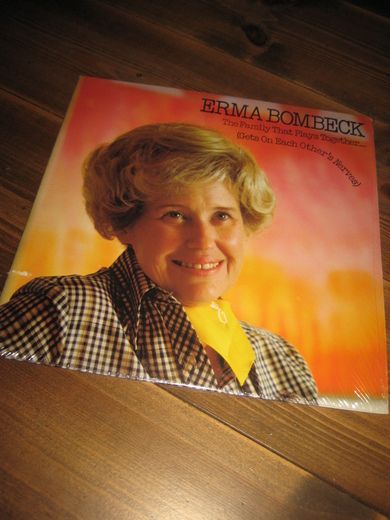 ERMA BOMBECK: The Family That Plays Together 1977