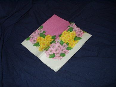 Seviett med blomstermotiv