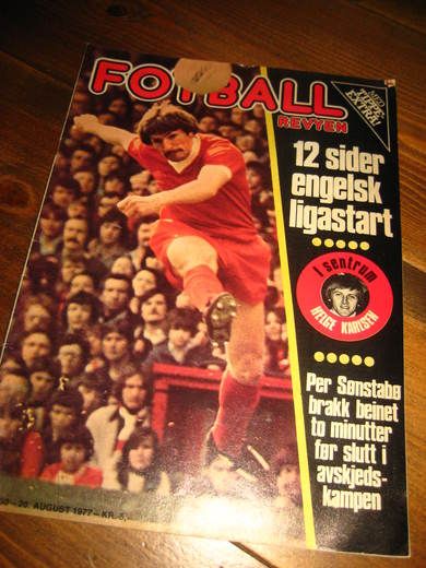 1977 nr 033 FOTBALL REVYEN