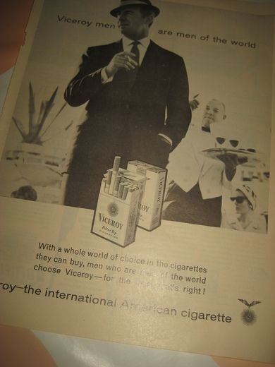 Reklameark fra 1962, ca 22*35 cm stort. VICEROY