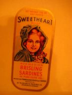 SWEETHEART BRISLING SARDINES IN PURE OLIVE OIL.