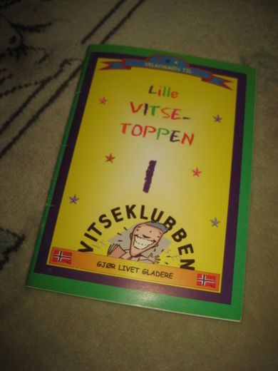 LILLE VITSE TOPPEN. 