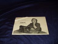 Liten salsbrosjyre for  SINGER  fra mai 1956.