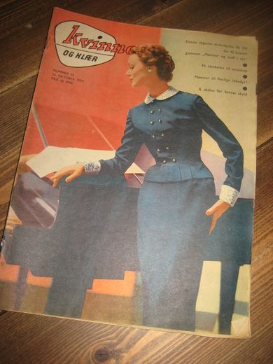 1954 nr 042 KVINNER og klær