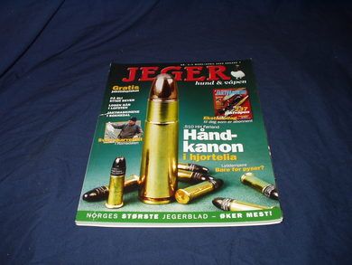 2002 nr 003 JEGER hund & våpen