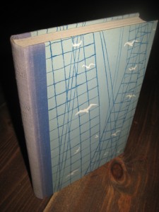 RASMUSSEN: TATT AV HAVET. 1. utgave, 1952. Hilsen fra forfatter.