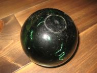 Pen mørk grønn kavlkule fra tidleg 1900 ca 11 cm i diameter