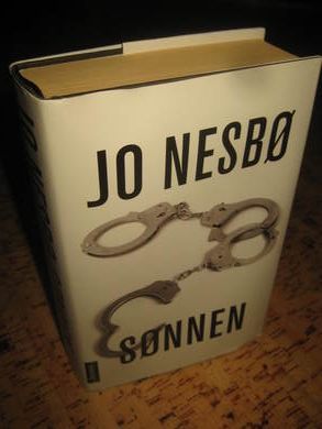 NESBØ, JO: SØNNEN. 2014