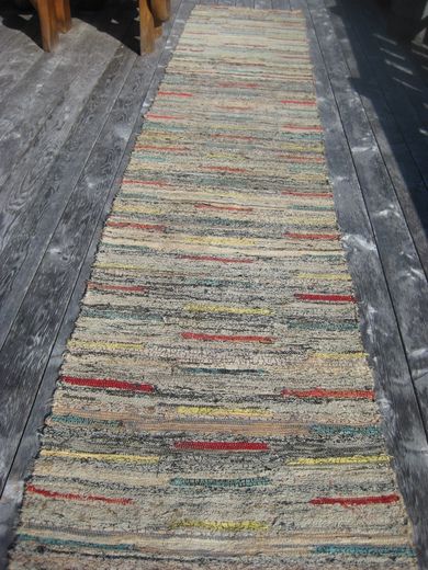 Pent heimevove golvteppe ca 470 cm langt 40-50 tallet