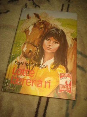 MARTINSON: LOTTE LÆRER Å RI 1977