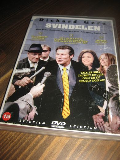 SVINDLEREN 2006 111 MIN 15 ÅR