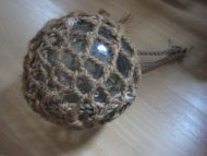 Stor kavlkule med pen innbinding ca 13 cm i diameter Tidleg 1900