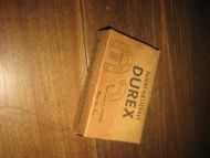 Pen eske DUREX HÆLJERN med innhold 50-60 tallet