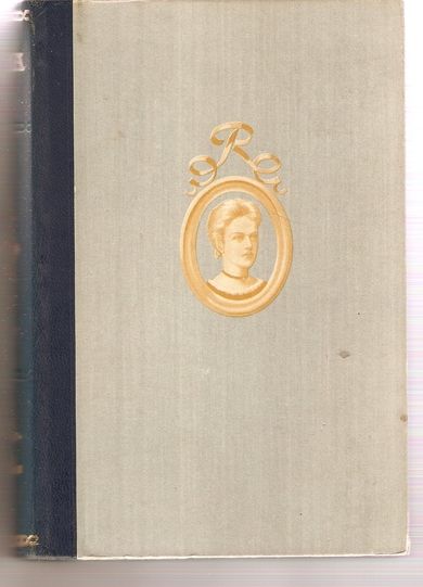 RUNA: PLEIESØSKEN.