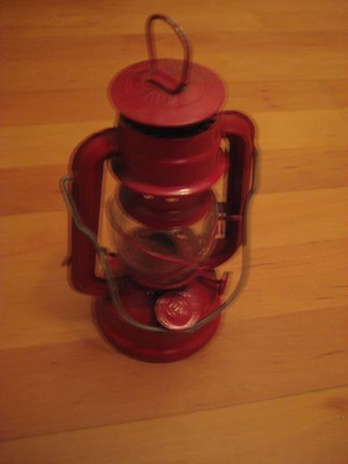 Rød flaggermuslykt med veik kan brukes