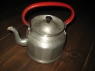 Triangel kaffikjel, ca 1.5 liter, 50 tallet.