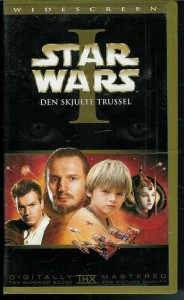 STAR WARS. DEN SKJULTE TRUSSEL. 2000, 11 år, 2 t. 13 min