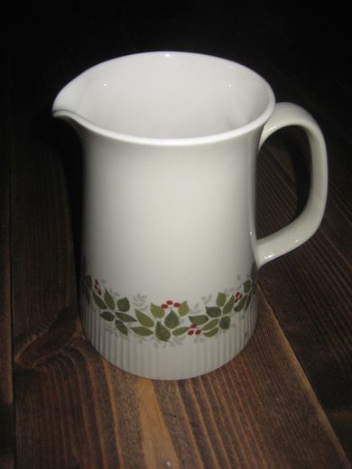 Melkemugge i meget god stand BRAZIL fra Figgjo 60 tallet