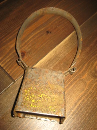 Eldre bjelle med jernklave meget god lyd på denne bjella 30-40 tallet