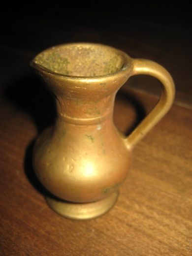 Messing vase ca 7 cm høg