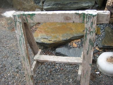 Trebukk ca 70 cm brei 76 cm høg