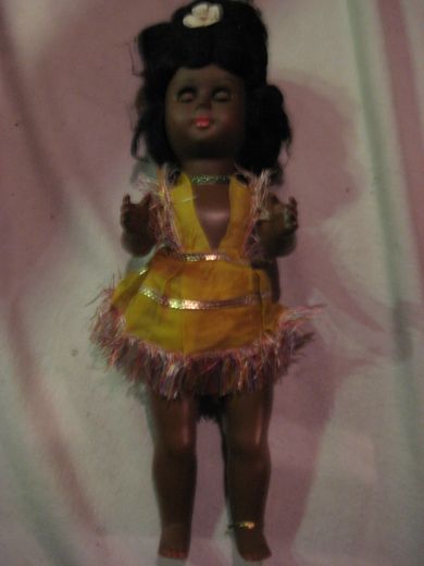 Mørk dokke med lyd og beveglege auger