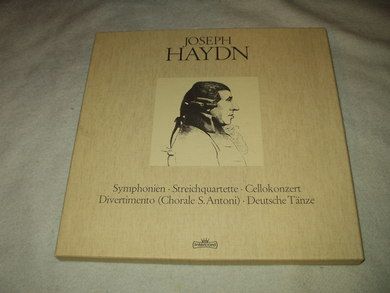 HAYDN JOSEF: Symphonien Streichquartette Cellokonzert Divertimento Deutsche Tanze