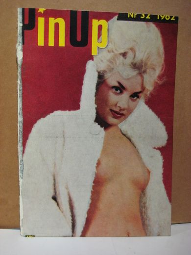 1962,nr 032, PIN UP.