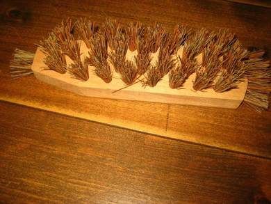 Skurebørste i tre 60-70 tallet