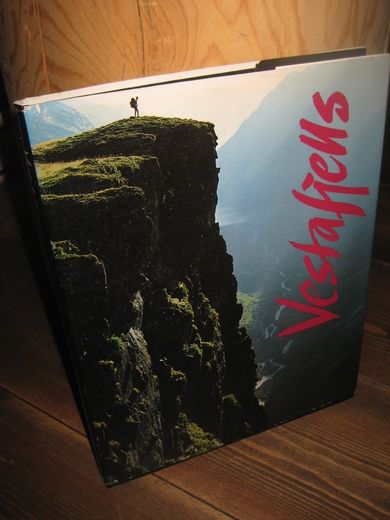VESTAFJELLS. 1990.