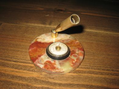 Penneholder i alabast 70 tallet