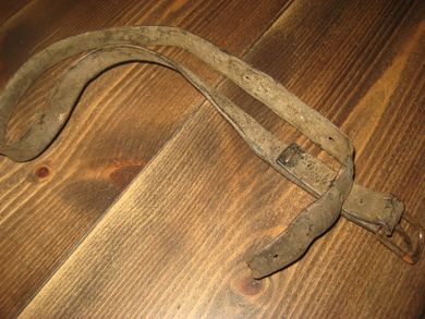 Gammel lærreim ca 80 cm lang