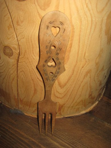 Pen gaffel i tre Av eldre dato