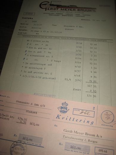GERDT MEYER BRUUN BERGEN Faktura og kvitering på innbetaling av fiskeutstyr 31 mai 1954