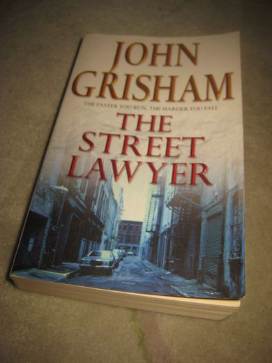 GRISHAM, JOHN: THE STREET LAWYER. 1998.