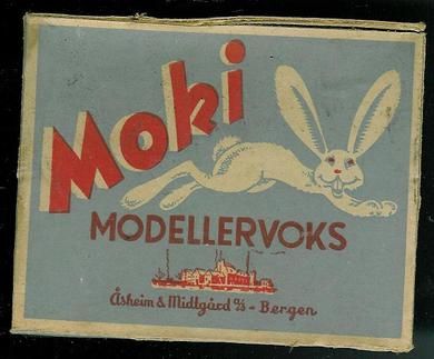 Meget pen eske med innhold MOKI MODELERVOKS fra Aasheim & Midtgård Bergen