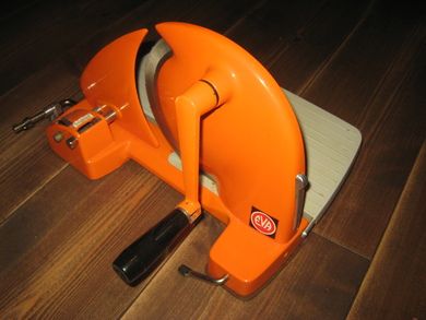 EVA manuell oppskjersmaskin 60 tallet