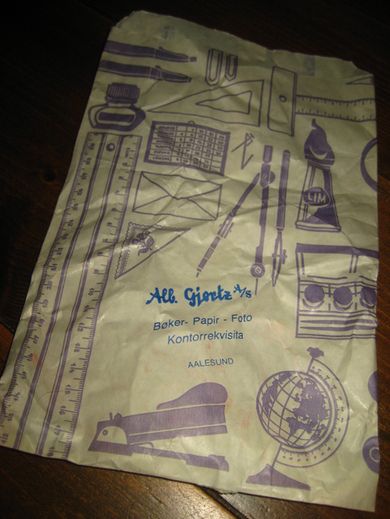 Papirpose med reklame for Alb. Gjørtz, AALESUND, 80 tallet.