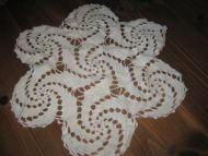 Pent heimearbeid ca 40 cm i diameter