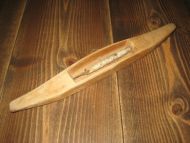 Gammel vevskyttel, ca  31cm lang. 1800 tallet.