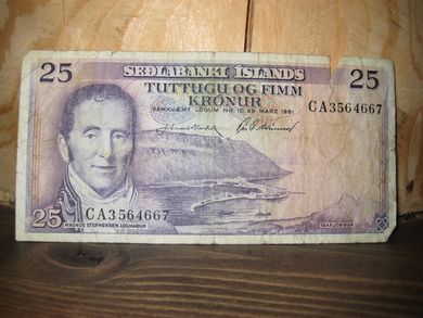 TUTTUGU OG FIMM KRONUR 1961 CA3564667