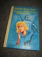 Keene: Detektiv Nancy Drew og den gåtefulle banister Bok nr 50