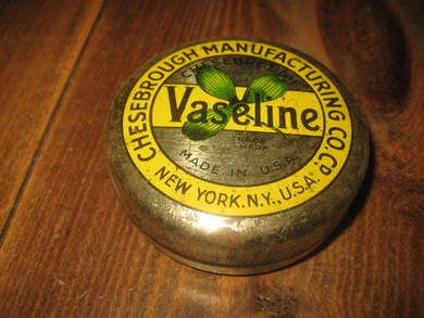 Vaselinboks uten innhold dette er nr 3