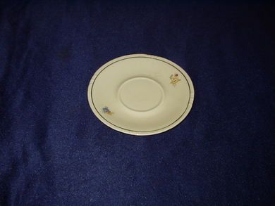 Rose dekorasjon på tefat