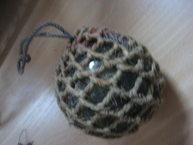 Stor kavlkule med pen innbinding ca 12 cm i diameter Tidleg 1900