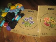 Pakke med diverse sysaker selges under ett 25 bunter med tråd