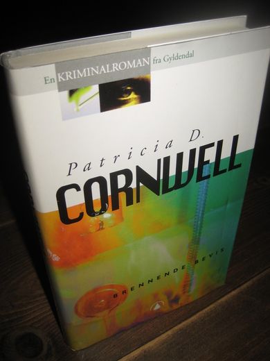 CORNWELL: BRENNENDE BEVIS 2000