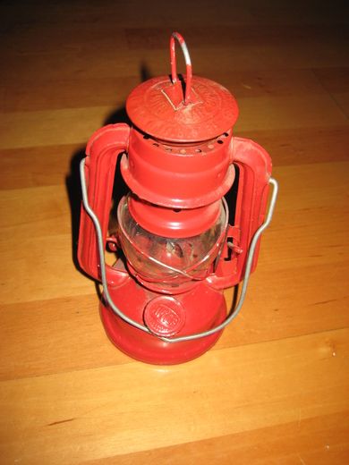 Rød flaggermuslykt med veik kan brukes