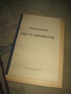 Folkeskolens udstyr for sløidundervisning. 1890. Med plantegninger av div sløidudstyr.